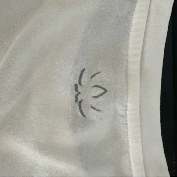 Beyond Yoga Feather Weight Short Sleeve Tee - Picture 3 of 5